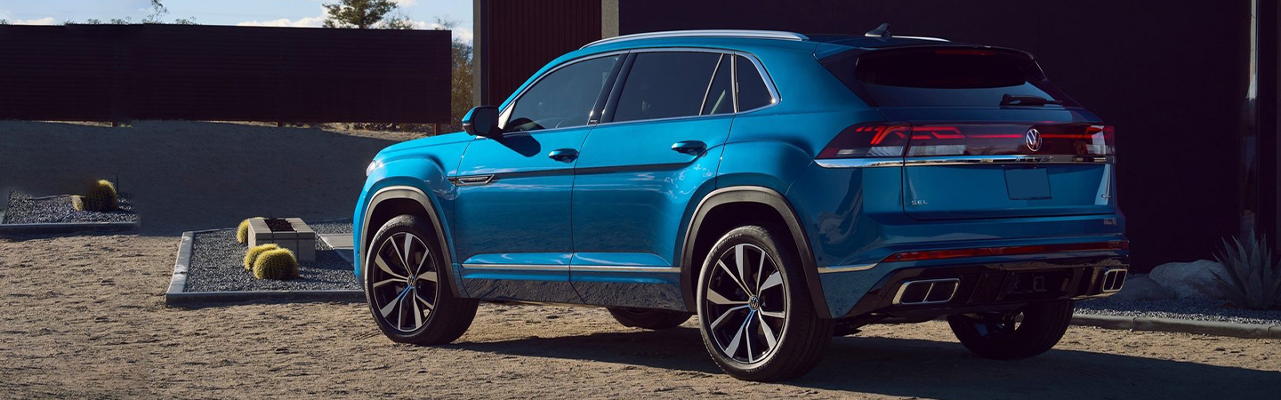 2024 Volkswagen Atlas Cross Sport side back in blue colour