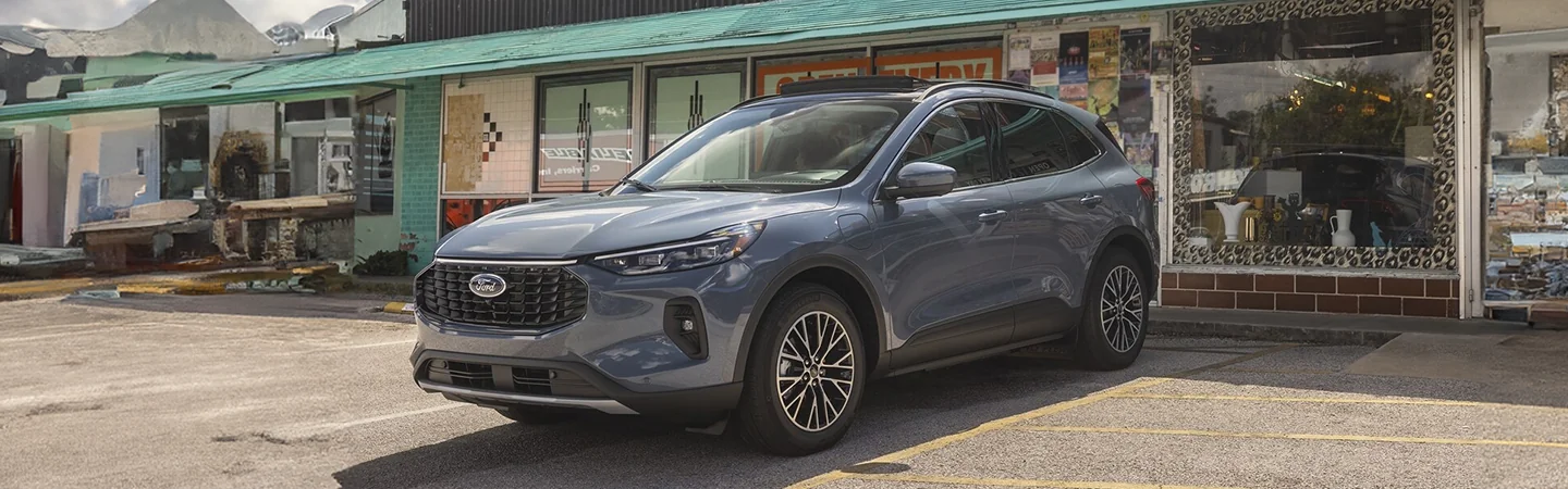 2025 Ford Escape vs Honda CR-V grye color and side view