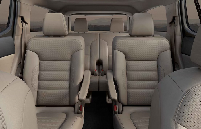 2023 GMC Acadia  interiorsmall-2