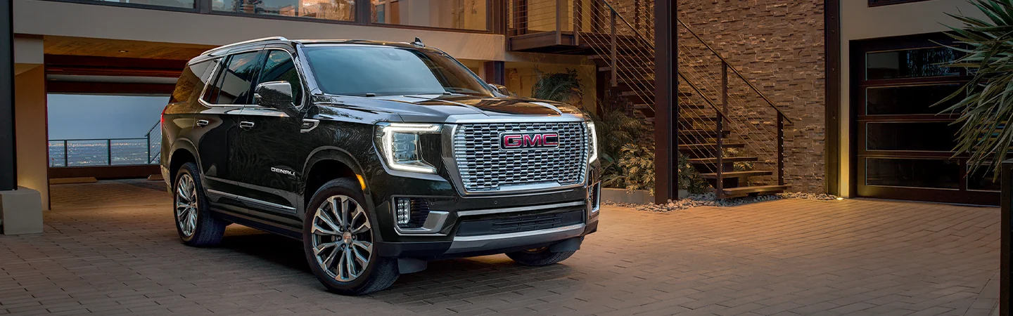 2024 GMC Yukon Specs black color front view
