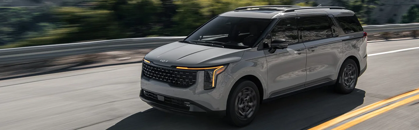 2024 Kia Carnival Specs silvercolor frontview