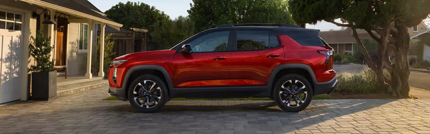 2025 Chevrolet Equinox Dimensions color red side view 