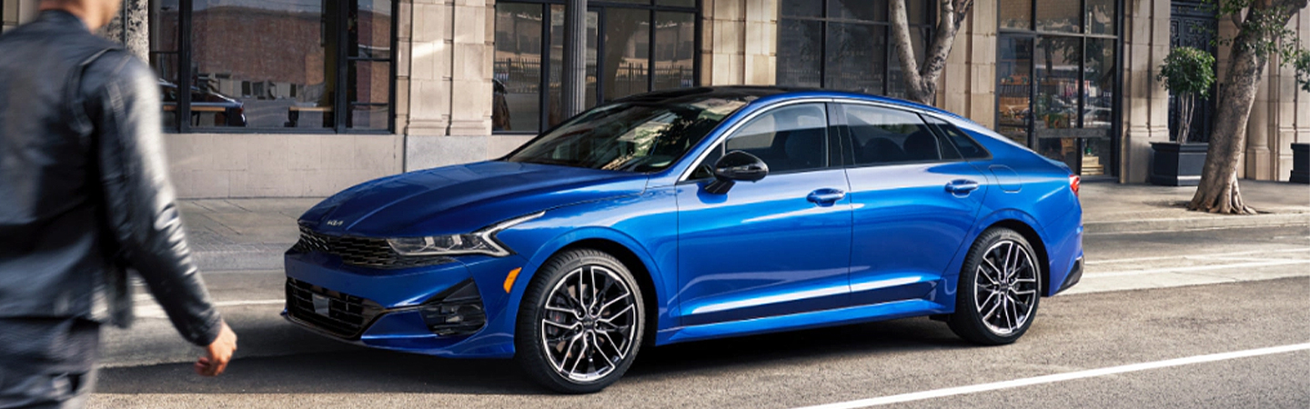 2022 Kia K5 Slide3