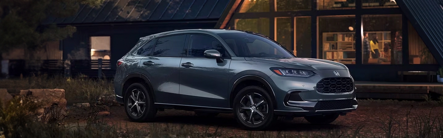 2024 Honda HR-V vs Mazda CX-5 blue sideview