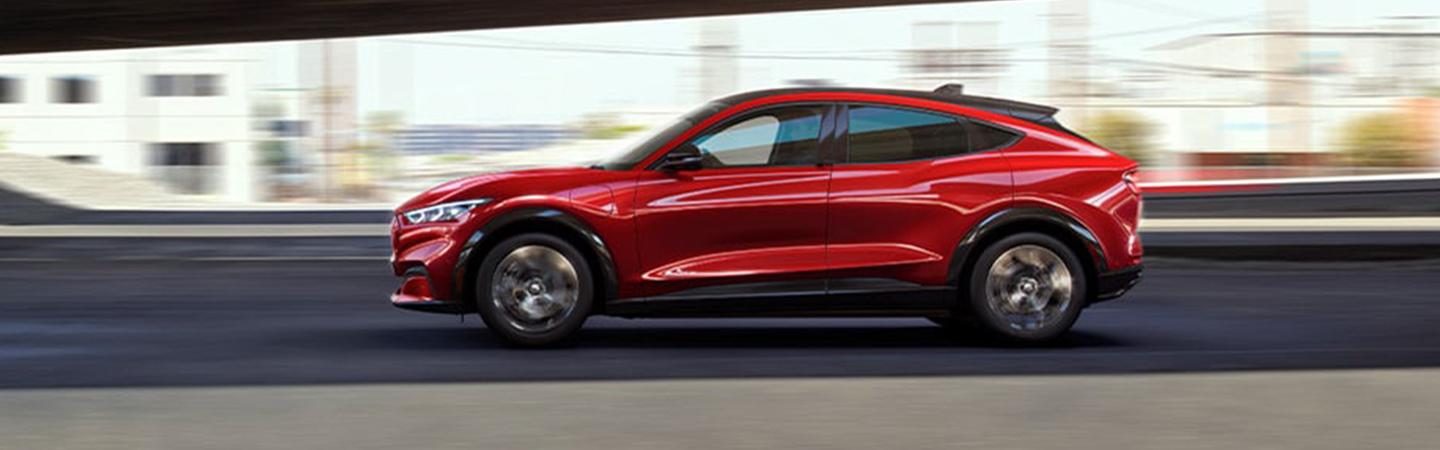 2022 Ford Mustang Mach-E Slide4