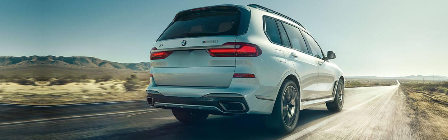 2022 BMW X7 Slide4
