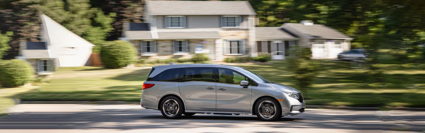 2023 Honda Odyssey vs. Toyota Sienna slider3
