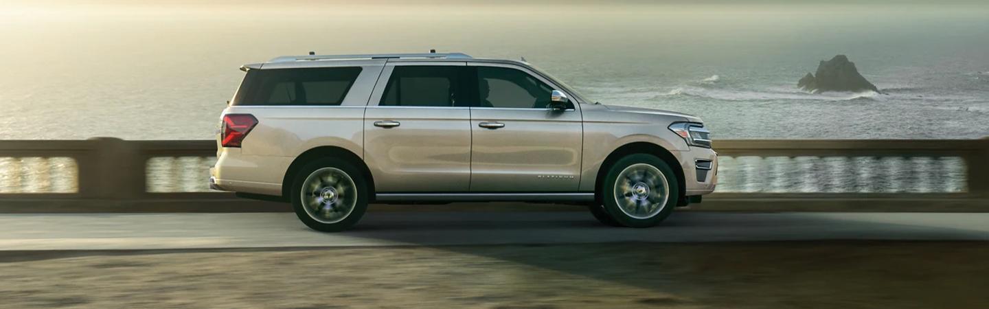 2022 Ford Expedition slider4