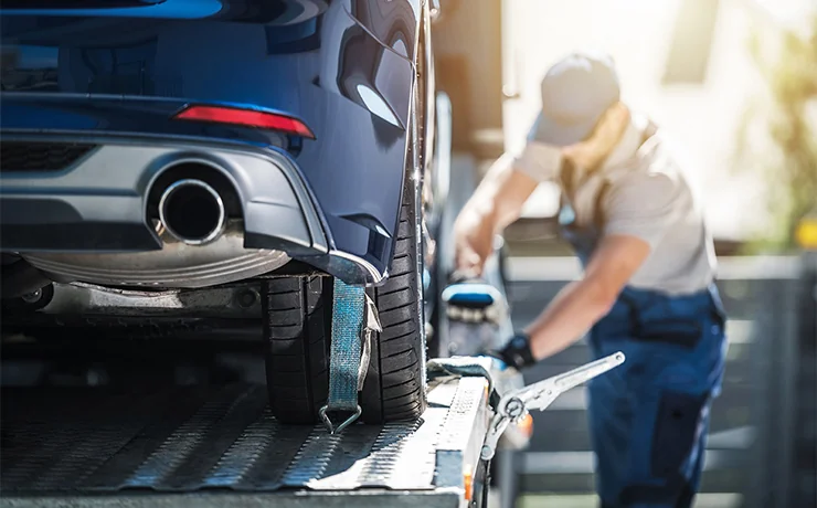 tech working under car