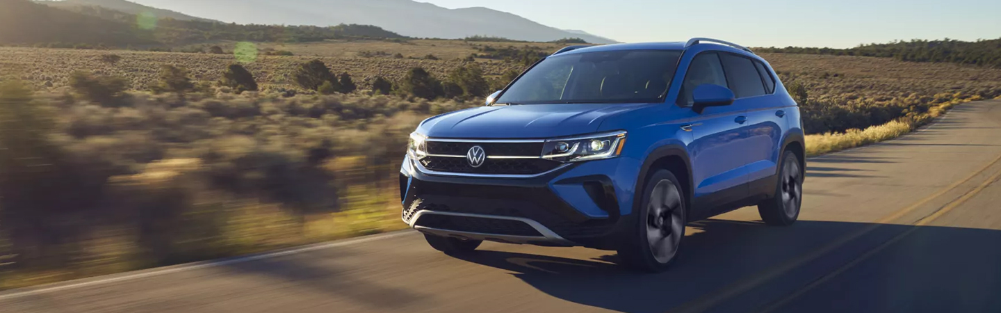 2024 Volkswagen Taos Specs blurcolor frontview 