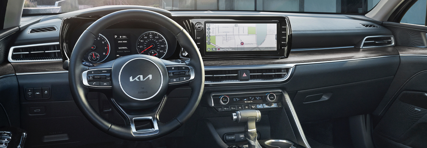 2022 Kia K5 vs 2022 Hyundai Sonata interior