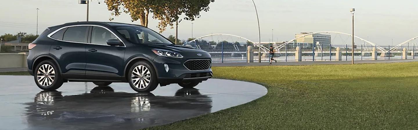 2022 Ford Escape Features and Technology slider1