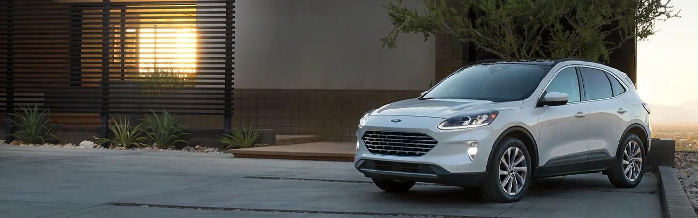 2022 Ford Escape Features and Technology slider3