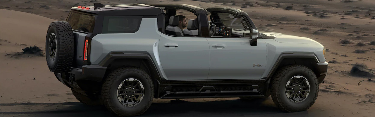 2023 GMC Hummer EV Specs slider4