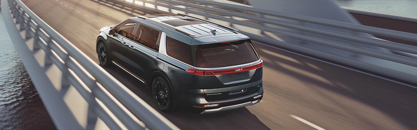 2023 Kia Carnival slider4