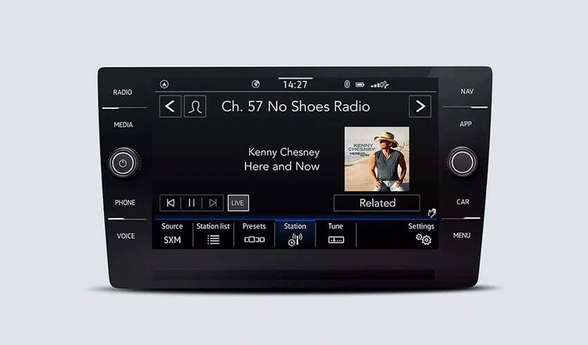 VW Taos image