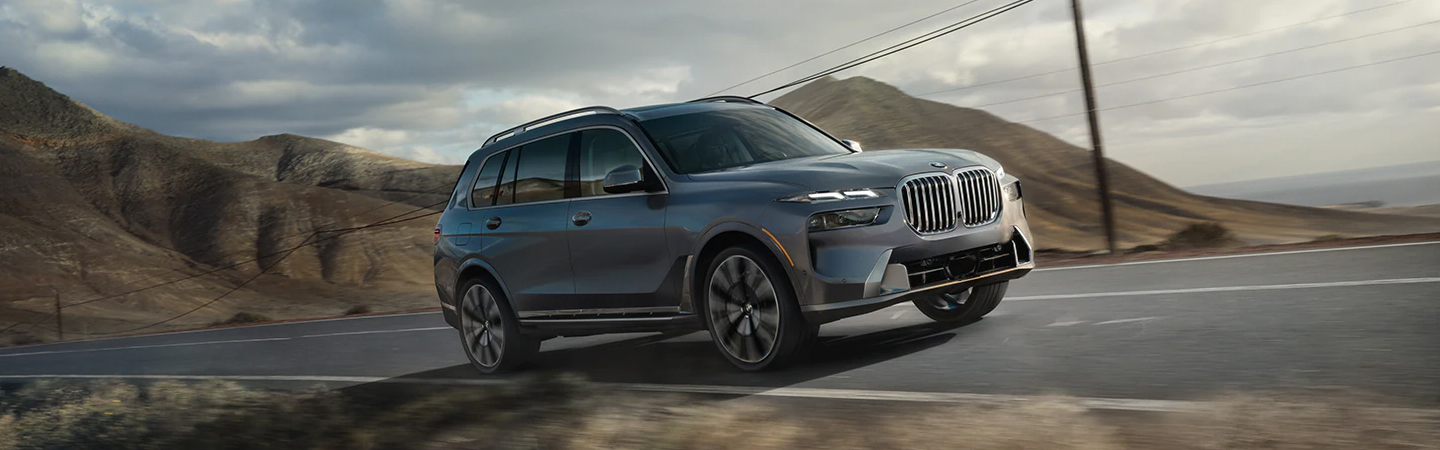 2023 BMW X7 slider1