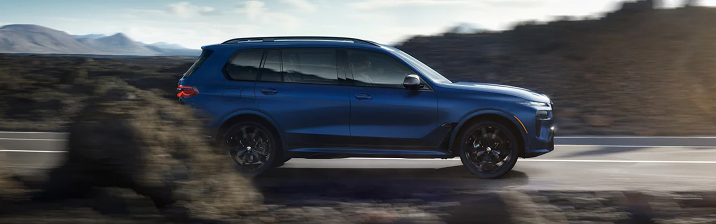 2023 BMW X7 slider2