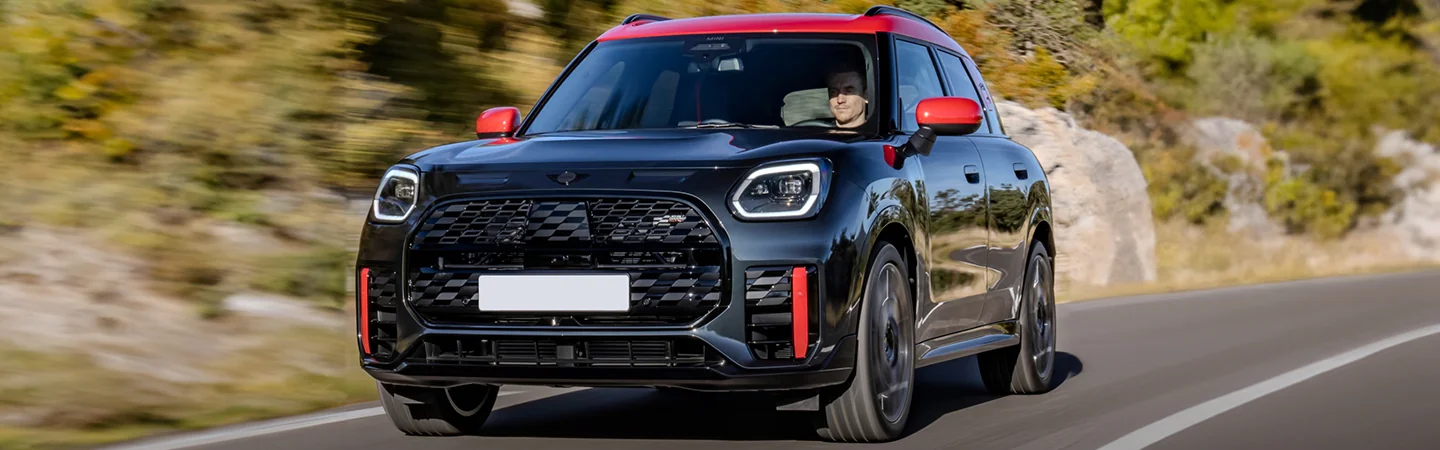 MINI JCW Countryman ALL4 front view driving