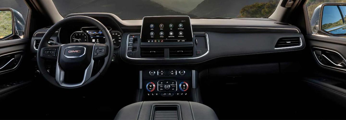 2021 GMC Yukon interior