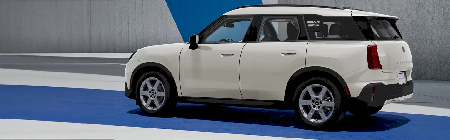 rear view of a 2025 MINI ALL-ELECTRIC MINI COUNTRYMAN SE ALL4 Signature Plus