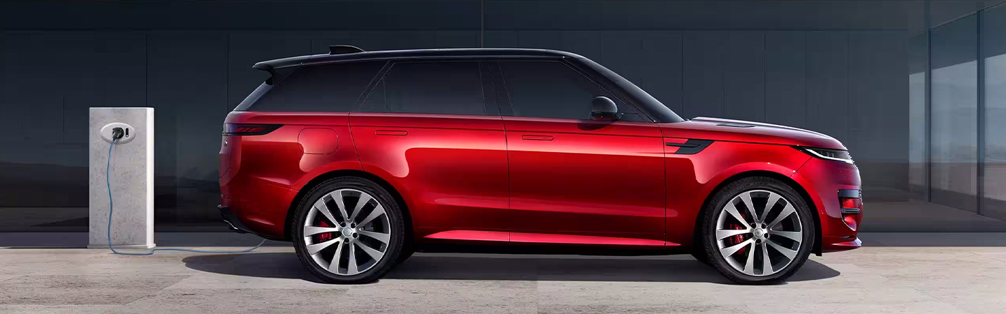 2024 Range Rover Sport Side side front in red colour