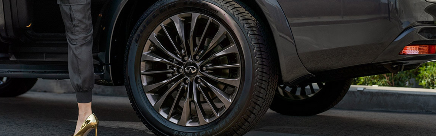 2023 Infiniti QX80 Specs and Features slide3