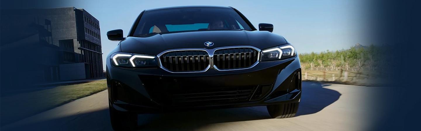 2023 BMW 3 Series Specs slider3
