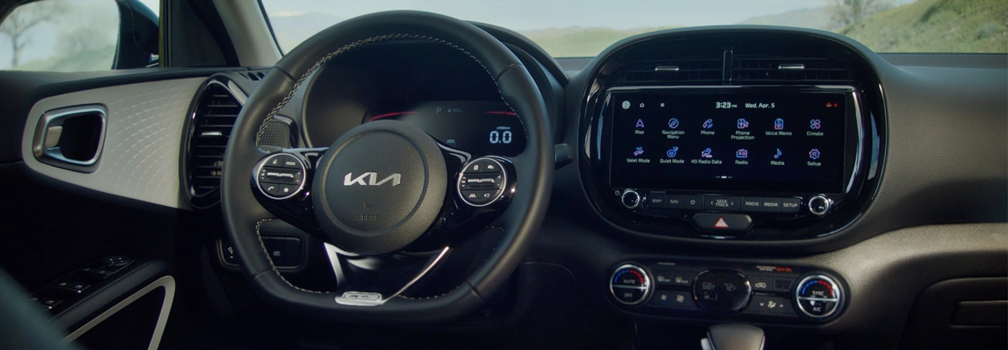 2025 Kia Soul interior dash