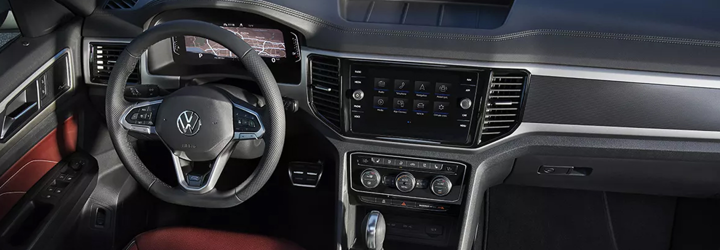 2022 Volkswagen Atlas Cross Sport interiorimage