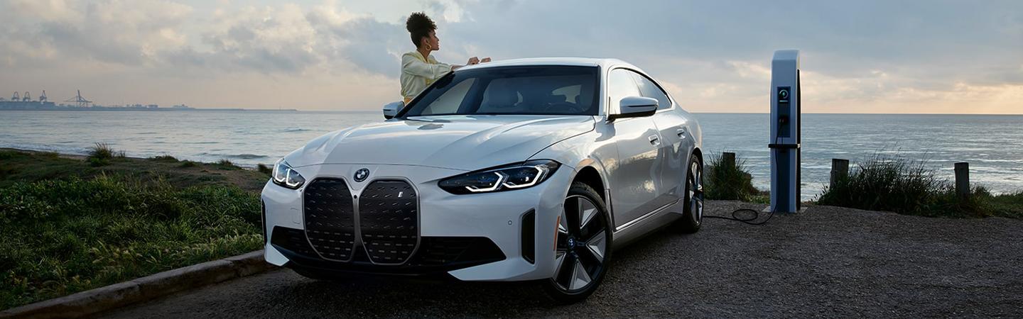 2023 BMW i4 Specs & Features slider1