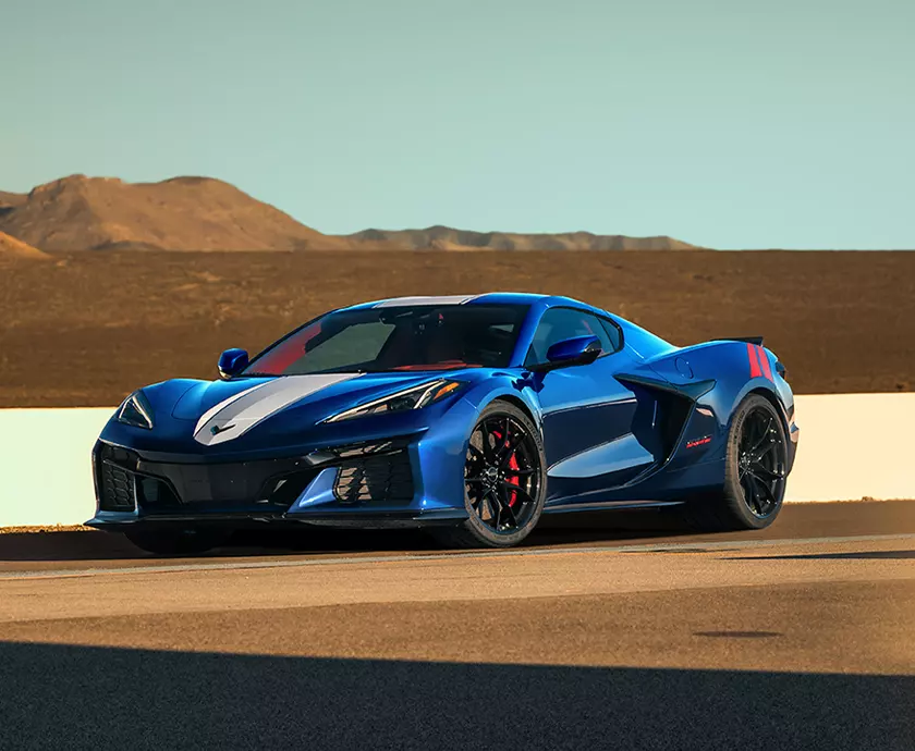 Chevrolet Corvette exterior view