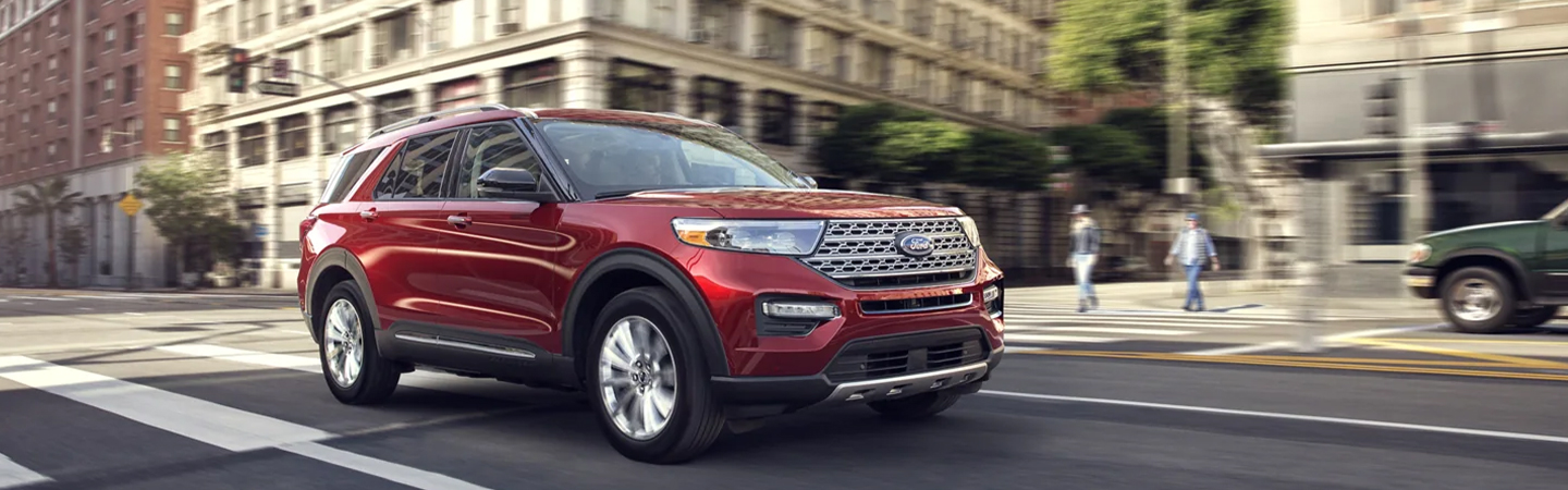 2021 Ford Explorer Slide1