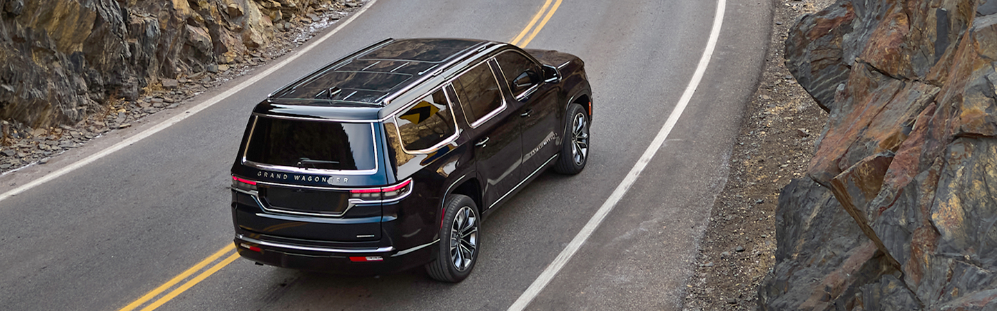 Comparing 2022 Jeep Grand Wagoneer vs. Cadillac Escalade slider4