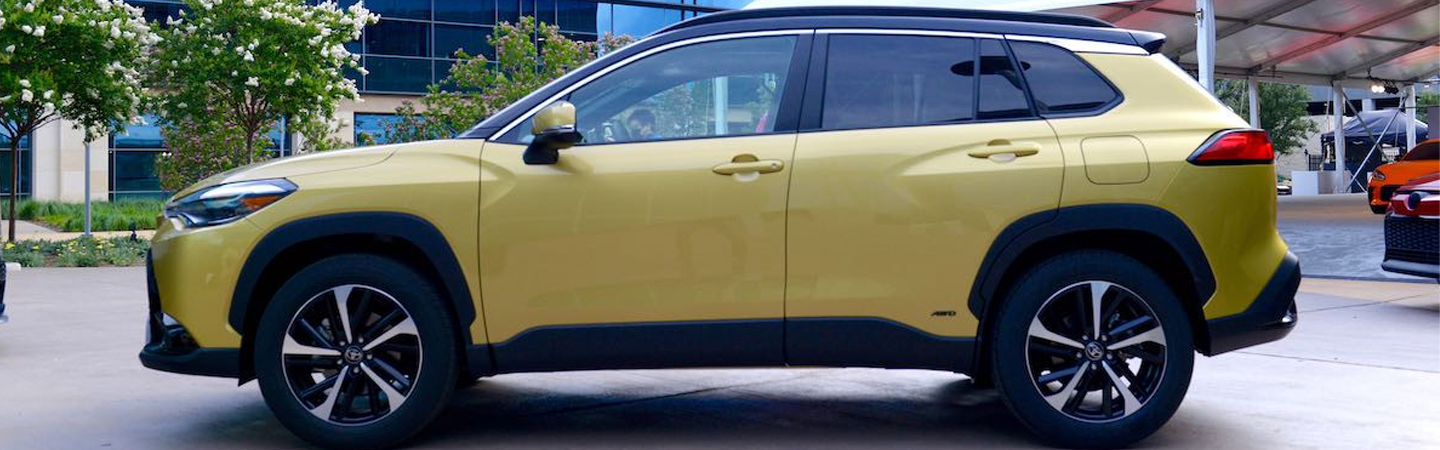 2023 Toyota Corolla Cross Hybrid Specs & Features slider2