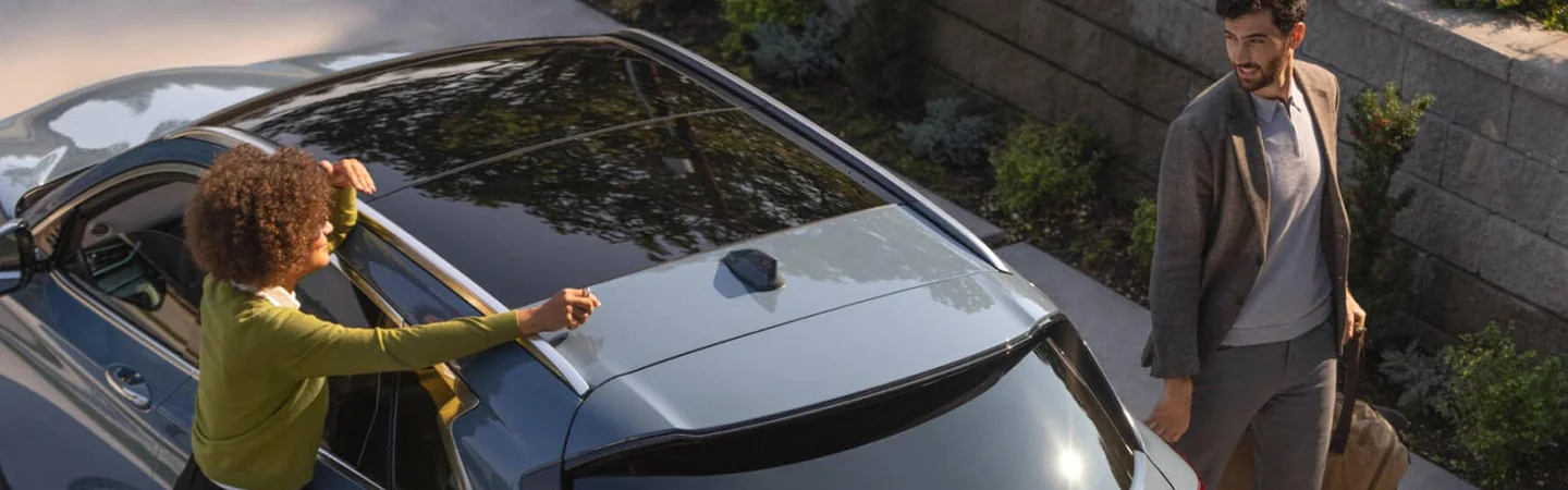 INFINITI QX50 sunroof with husband and wife