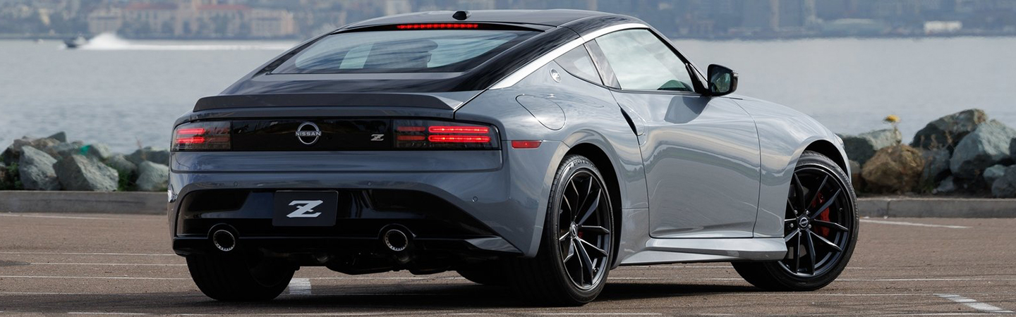2023 Nissan Z Specs silver backview