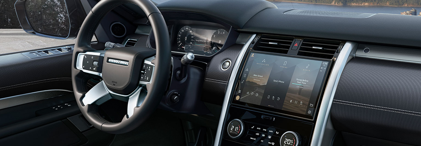 2022 Land Rover Discovery interiorimage
