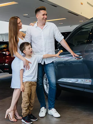 family trading in car
