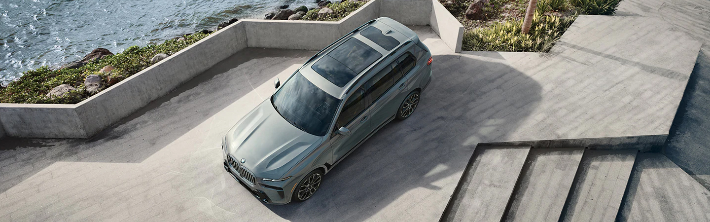 2023 BMW X7 Specs and Features Slide4 