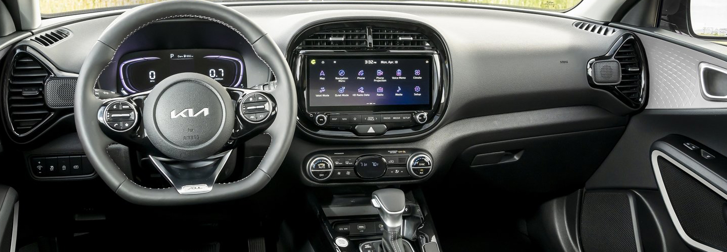 2023 Kia Soul Features and Technology interiorimage