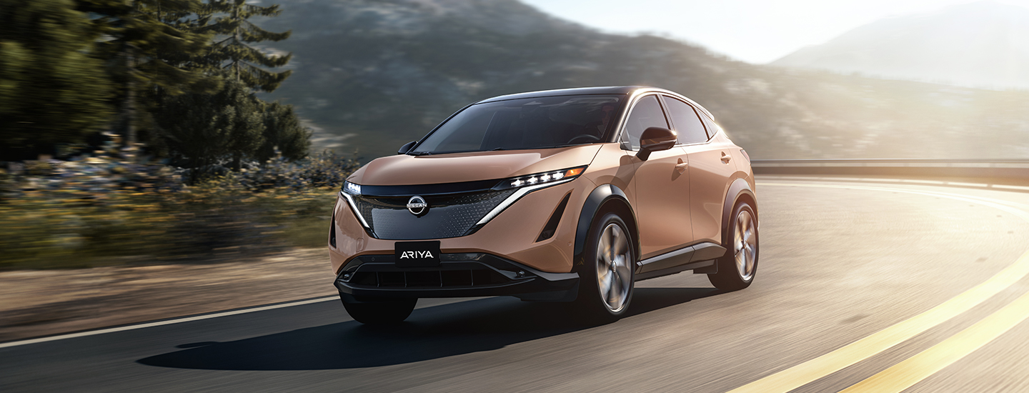 303-001 1/18 日産 アリア NISSAN ARIYA 2023 303-001 1/18 日産 アリア NISSAN ARIYA 2023