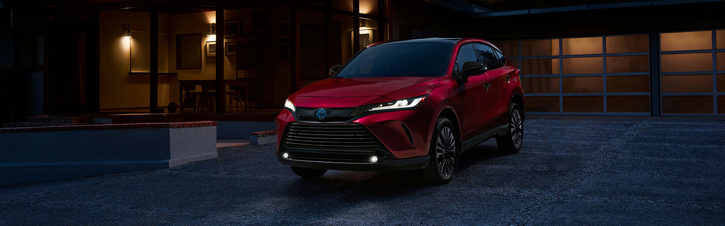 2023 Toyota Venza Nightshade Edition slider1