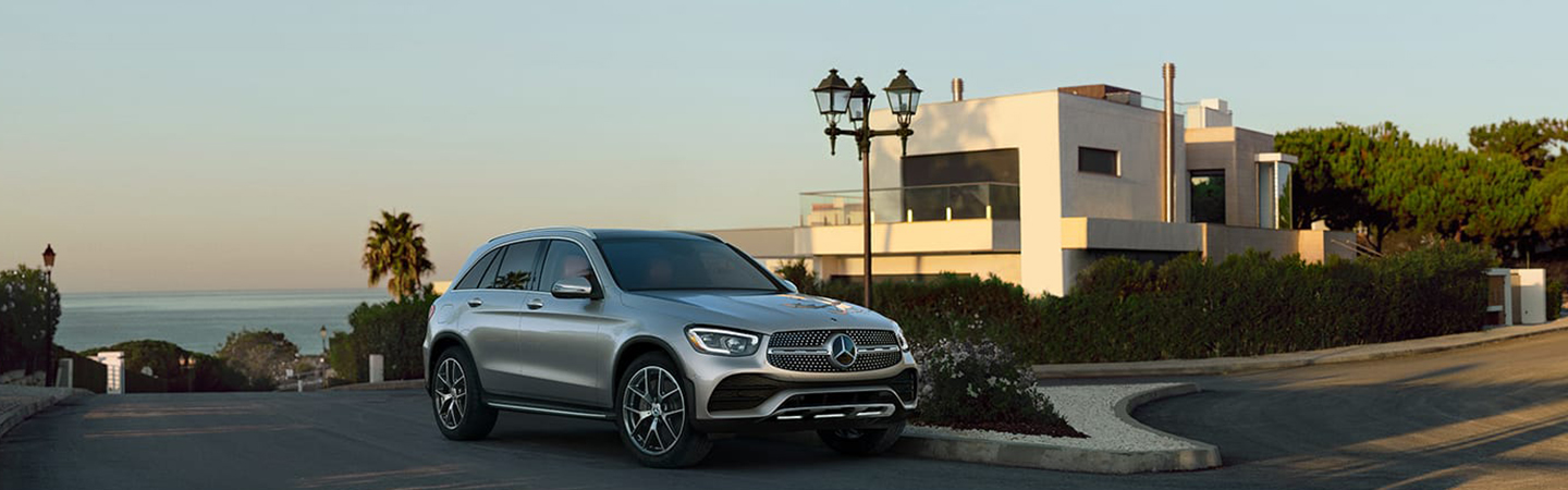 2023 Mercedes-Benz GLC SUV Slide4