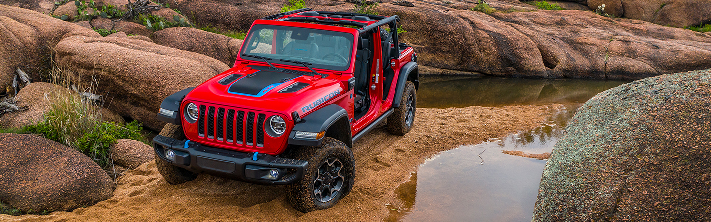 2023 Jeep Wrangler 4xe Slide3