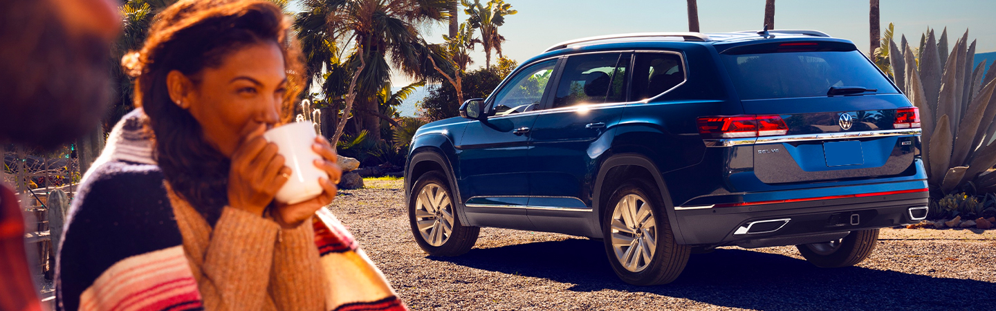 Rear view of a blue 2021 Volkswagen Atlas