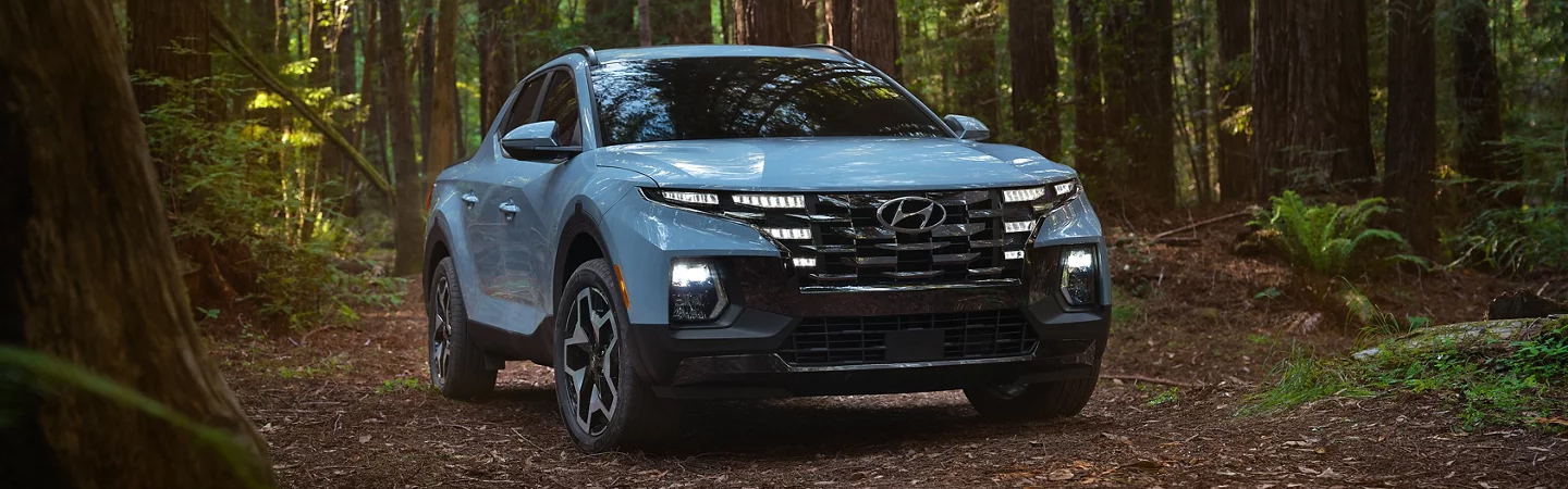 2024 Hyundai Santa Cruz vs Ford Maverick front side in grav colour