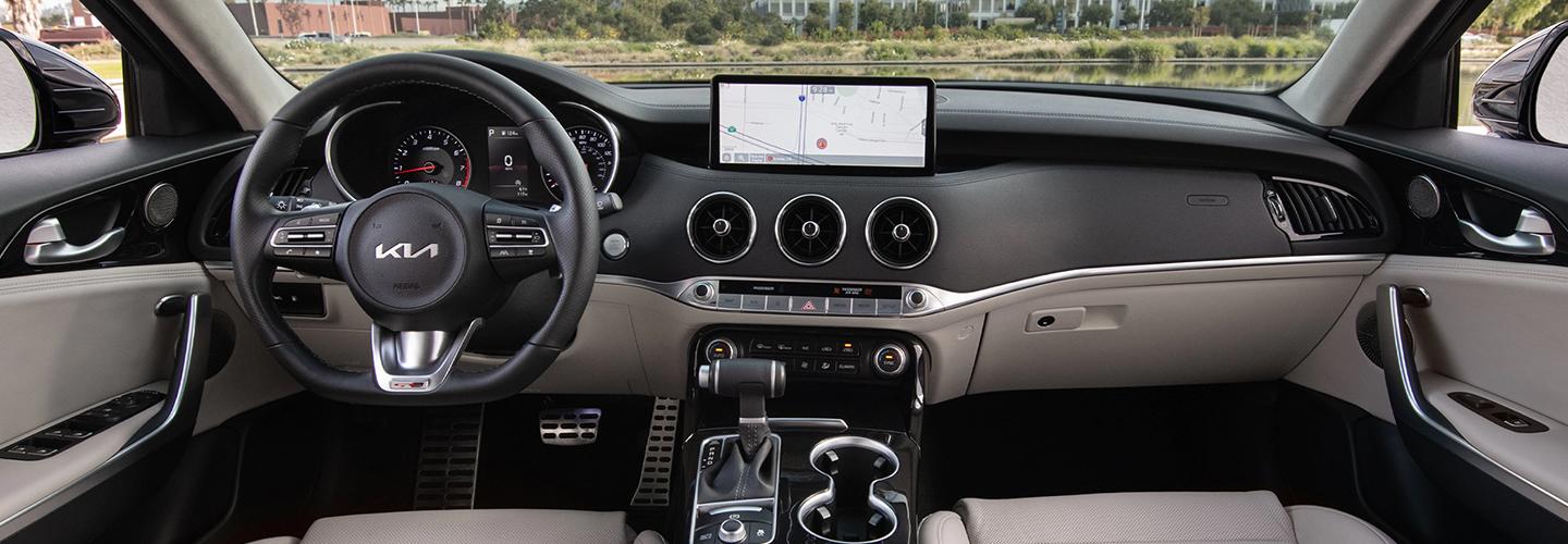 dashboard of 2022 Stinger