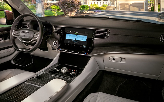 Jeep 2022 Wagoneer interior view of the dash
