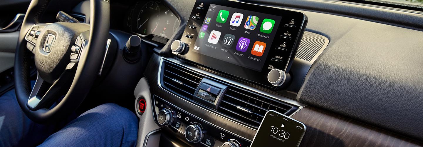 Interior view of the tech in the dash of a 2021 Honda Accord